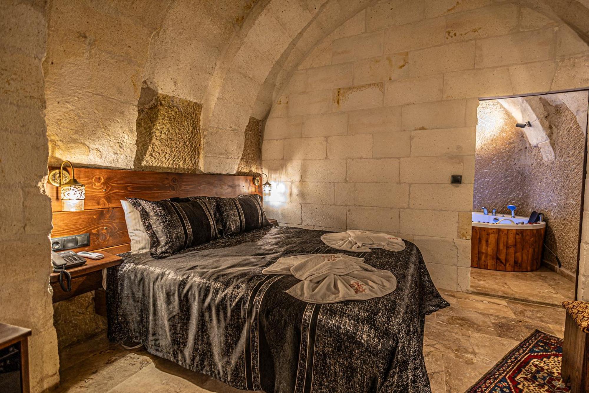 Zuemruetue Anka Cave Hotel อูร์กุบ ภายนอก รูปภาพ