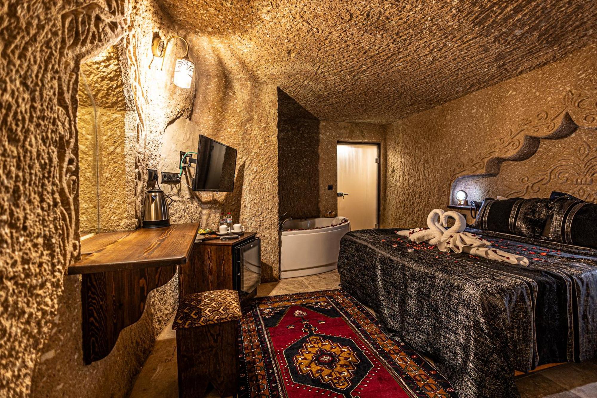 Zuemruetue Anka Cave Hotel อูร์กุบ ภายนอก รูปภาพ