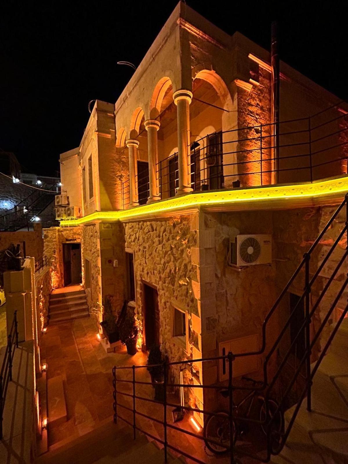 Zuemruetue Anka Cave Hotel อูร์กุบ ภายนอก รูปภาพ
