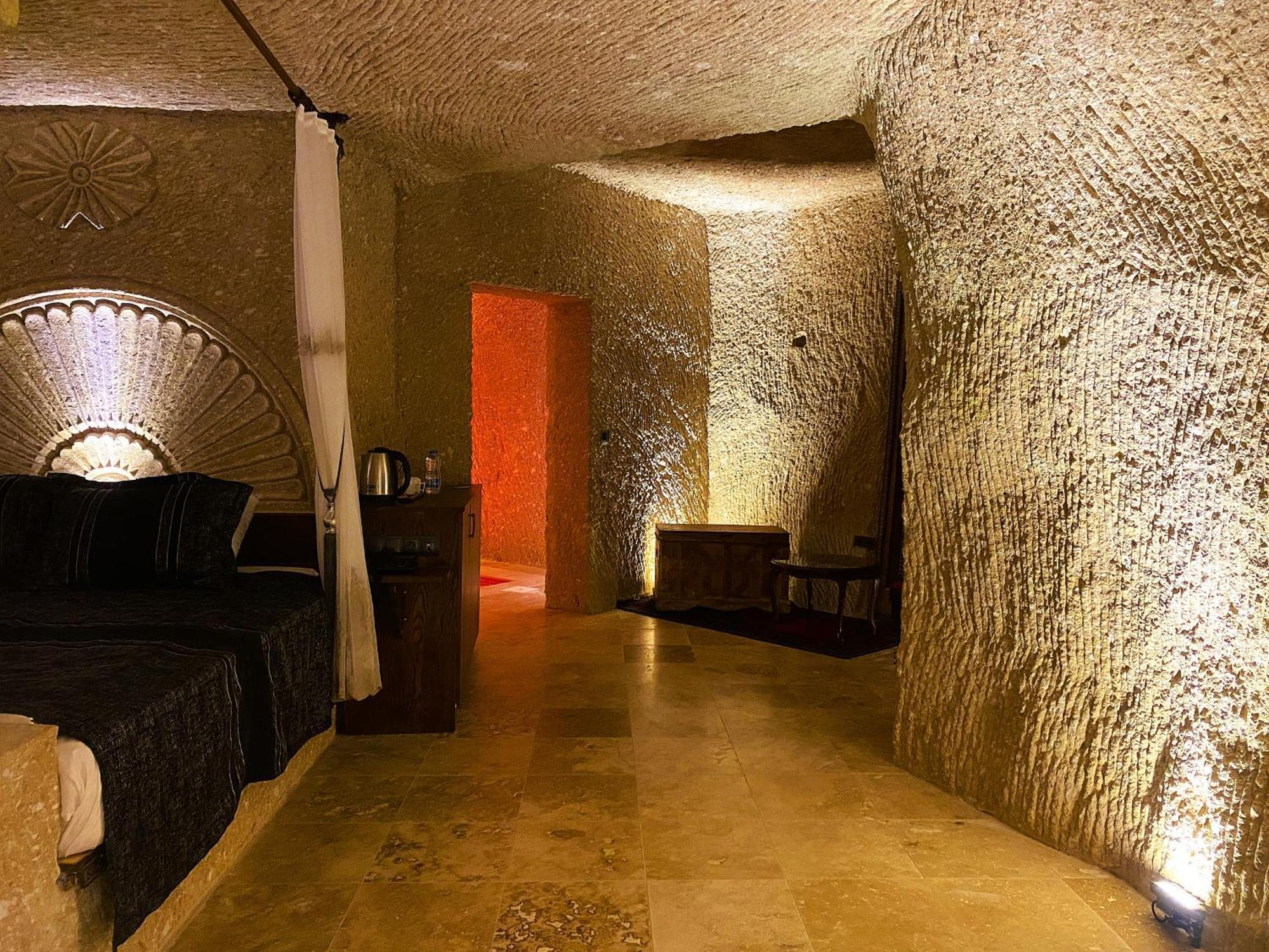 Zuemruetue Anka Cave Hotel อูร์กุบ ภายนอก รูปภาพ