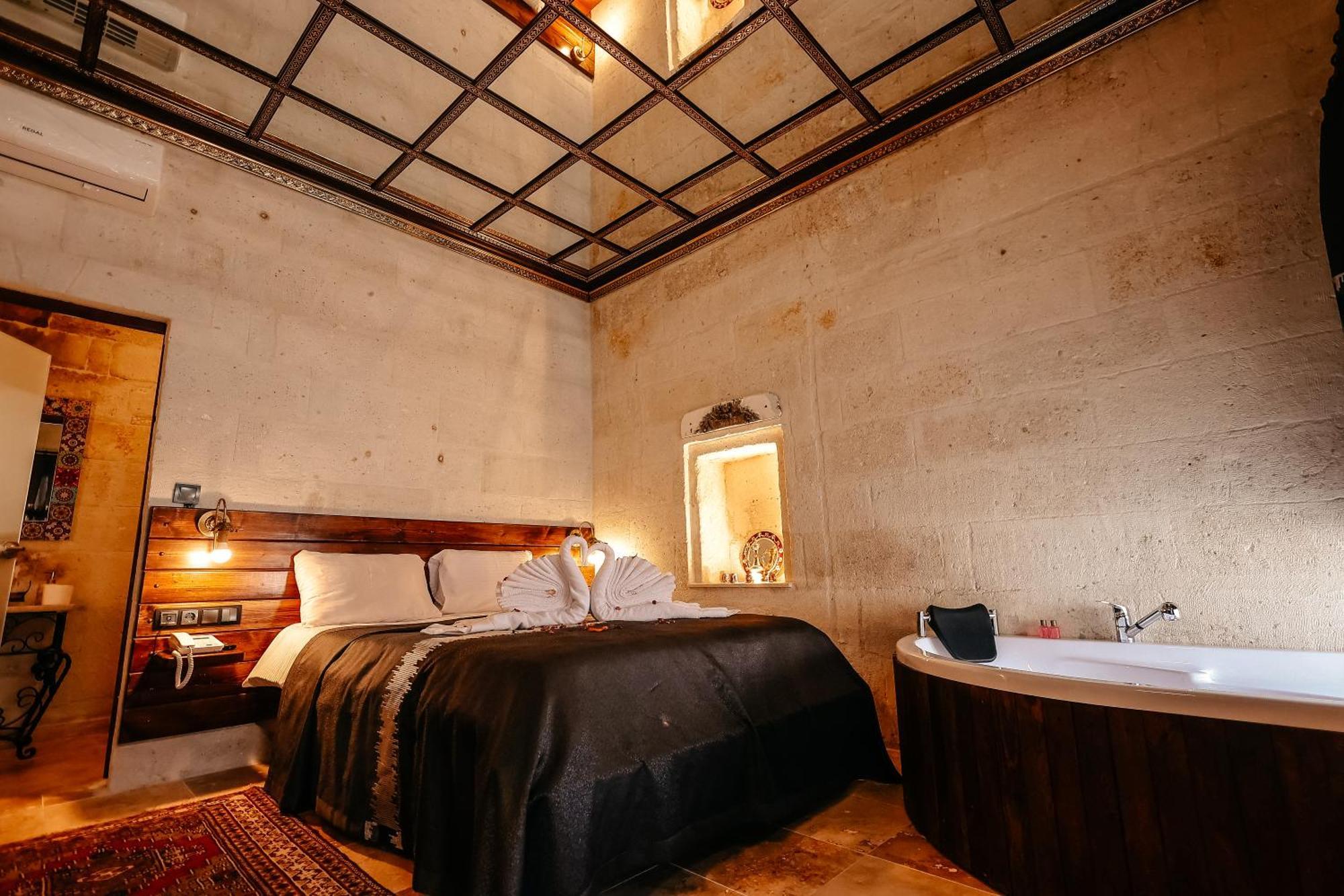 Zuemruetue Anka Cave Hotel อูร์กุบ ภายนอก รูปภาพ